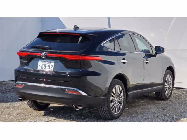 TOYOTA HARRIER