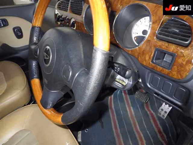 DAIHATSU MIRA GINO