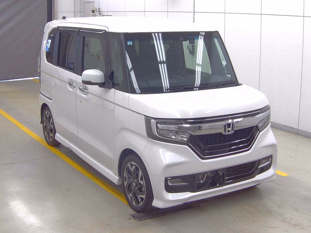 HONDA N-BOX