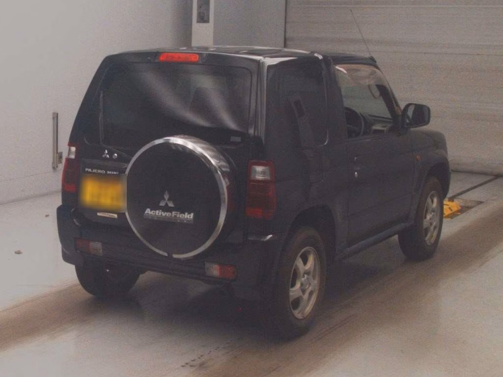 MITSUBISHI PAJERO MINI