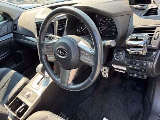 SUBARU LEGACY