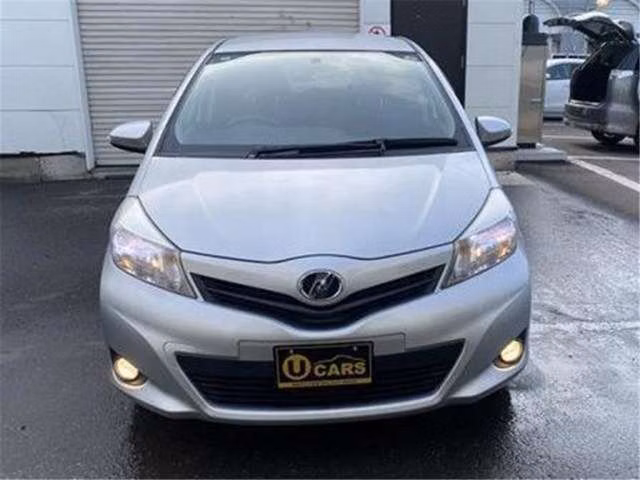 TOYOTA VITZ