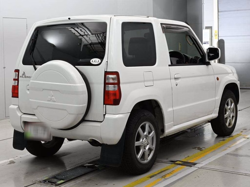 MITSUBISHI PAJERO MINI