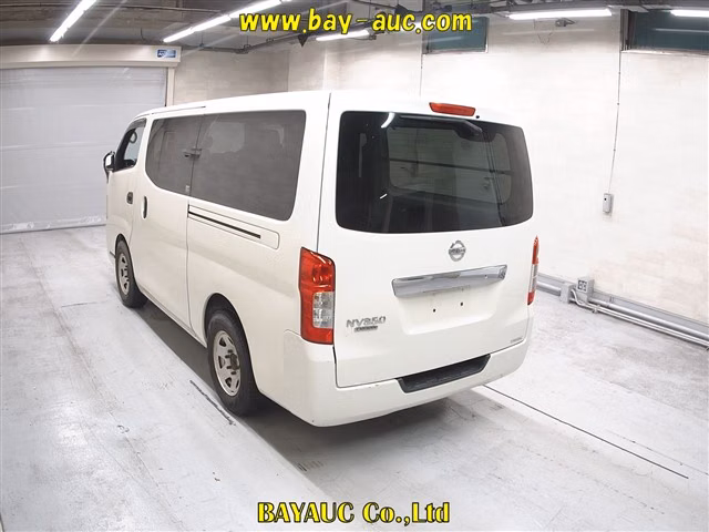 NISSAN NV350 CARAVAN