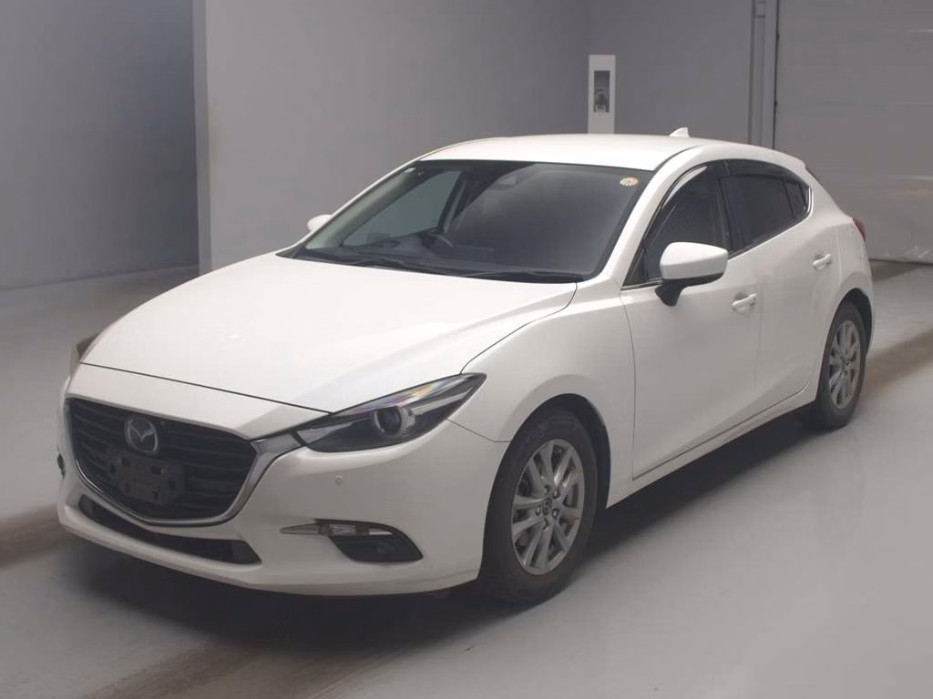 MAZDA AXELA