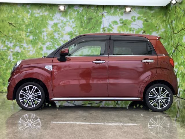DAIHATSU CAST