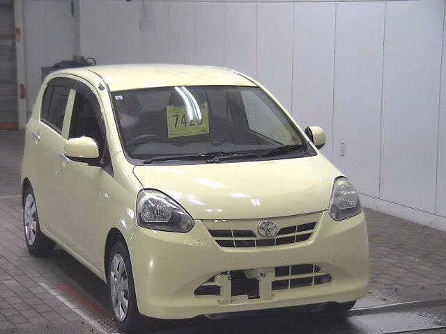 TOYOTA PIXIS EPOCH