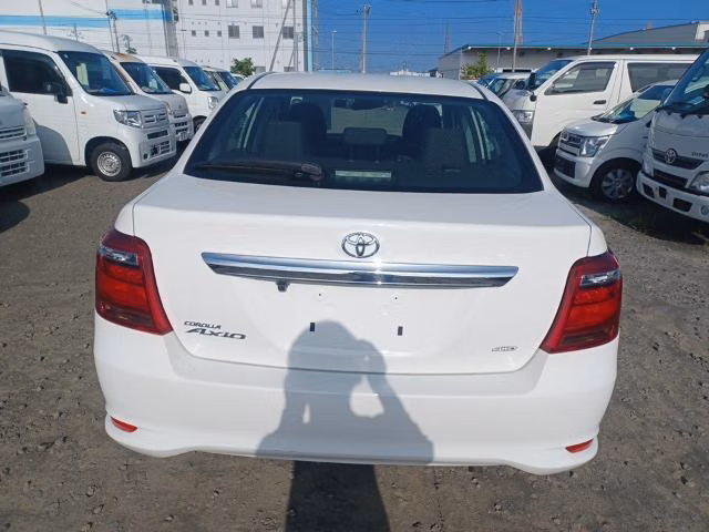 TOYOTA COROLLA AXIO