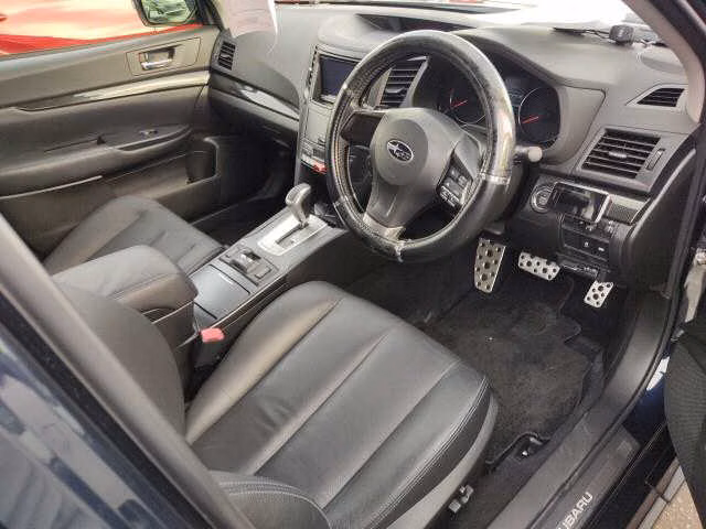 SUBARU LEGACY