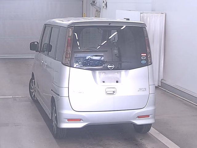NISSAN ROOX