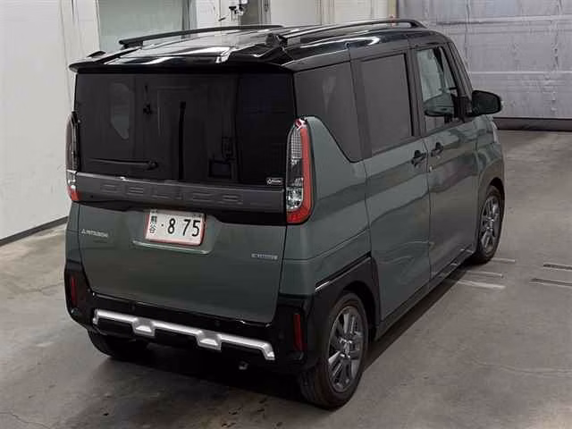 MITSUBISHI DELICA MINI