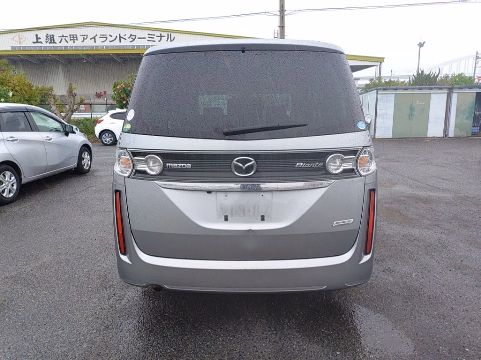 MAZDA BIANTE