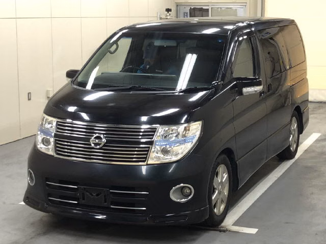 NISSAN ELGRAND
