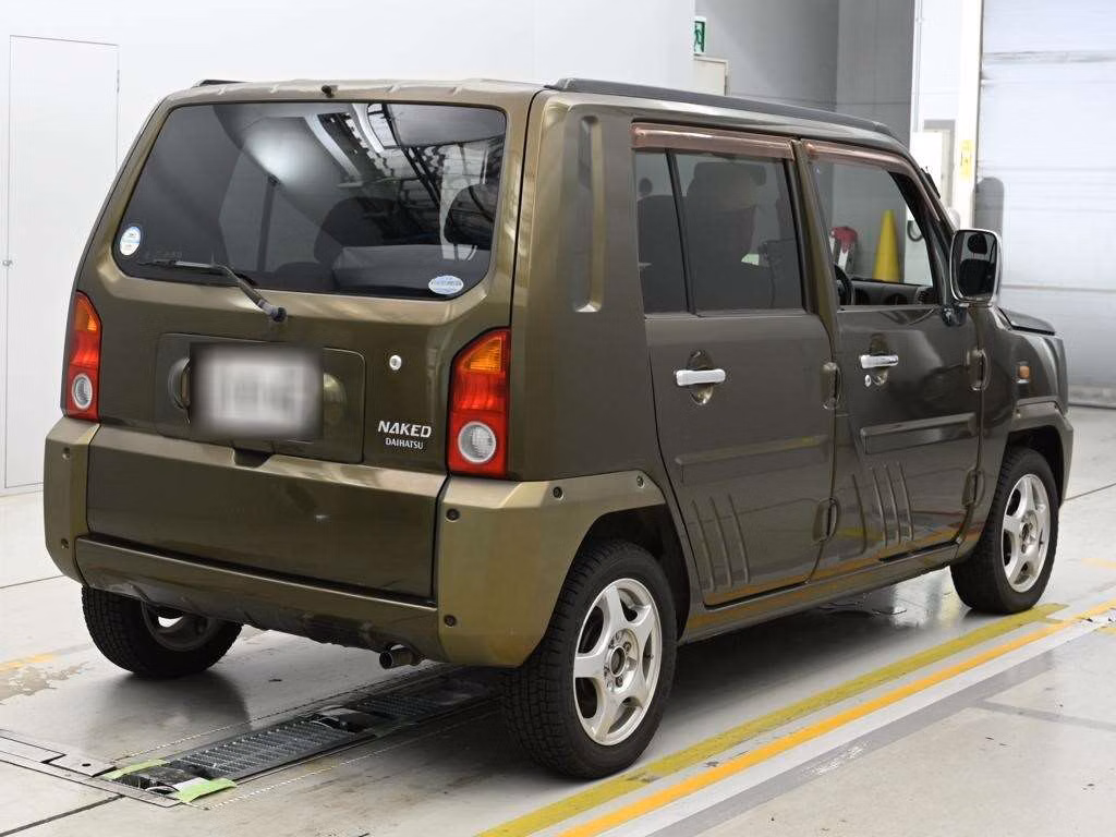 DAIHATSU NAKED
