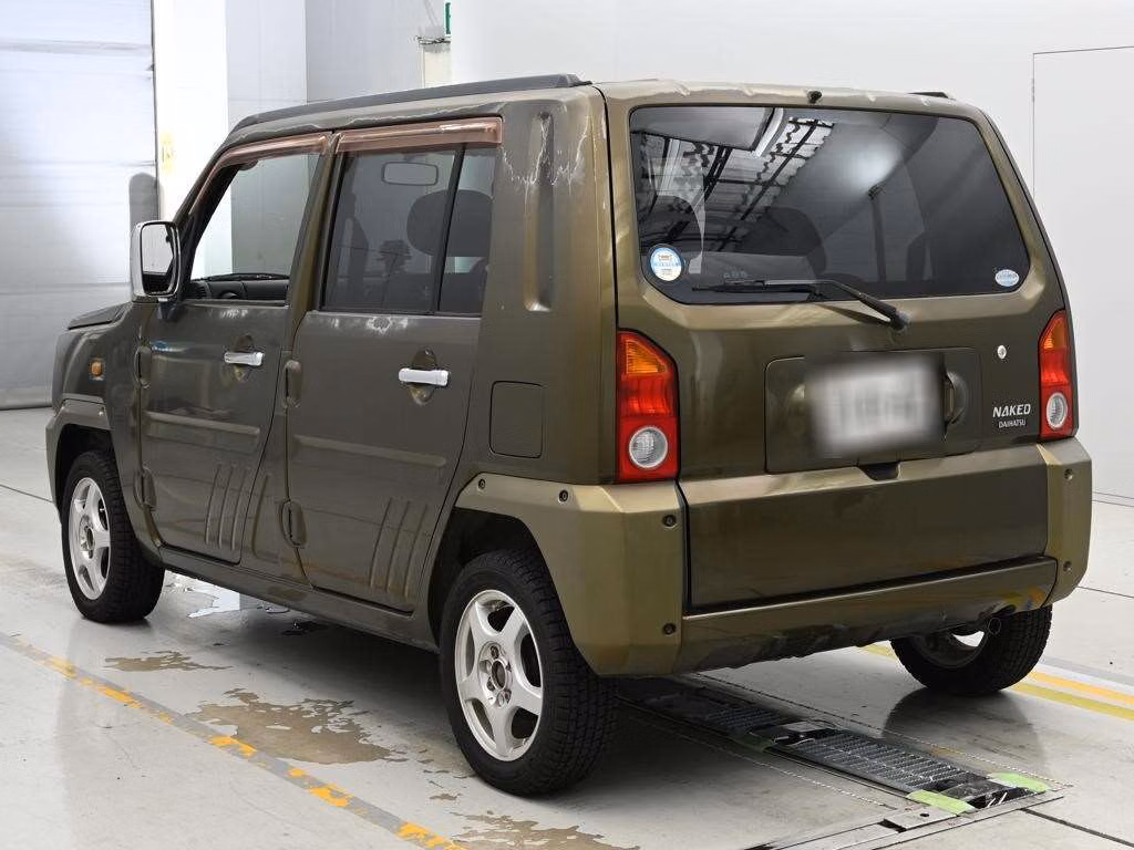 DAIHATSU NAKED