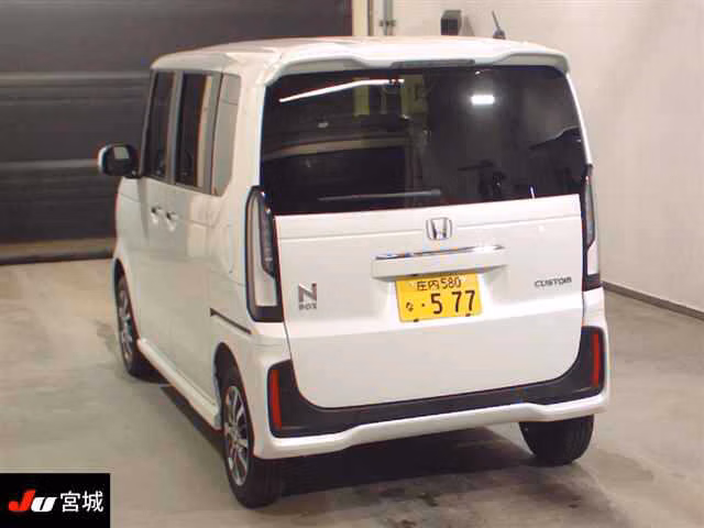 HONDA N-BOX
