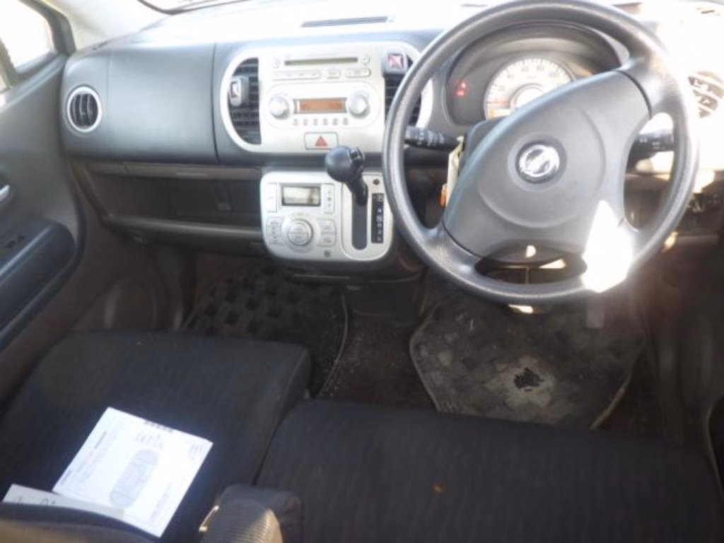 NISSAN MOCO