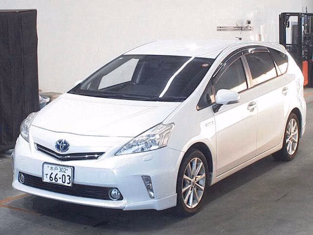 TOYOTA PRIUS ALPHA