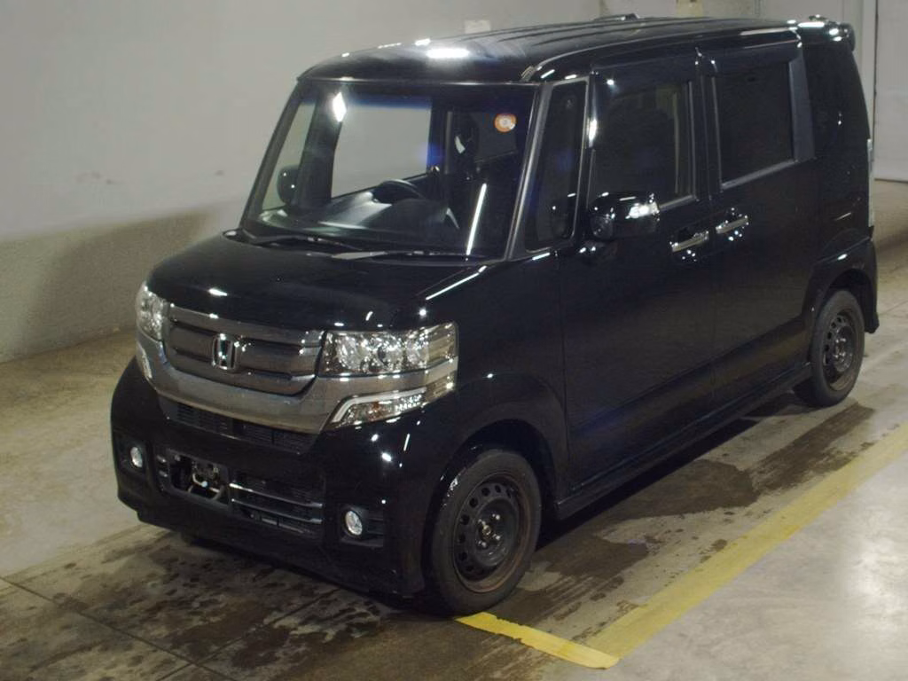 HONDA N-BOX