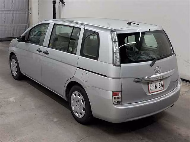 TOYOTA ISIS