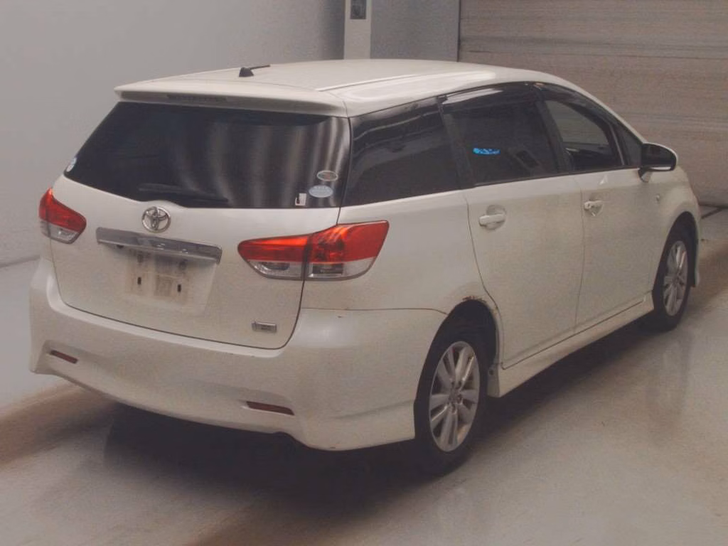 TOYOTA WISH
