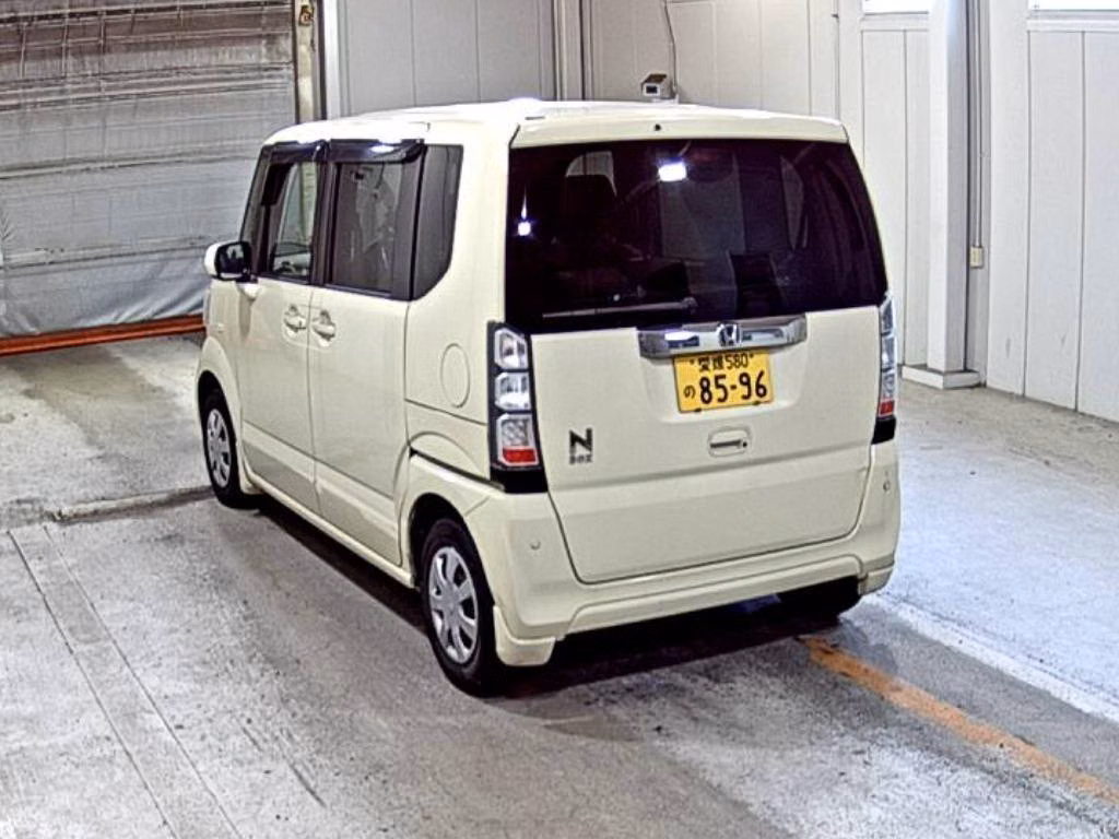 HONDA N-BOX