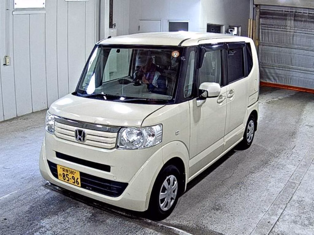 HONDA N-BOX