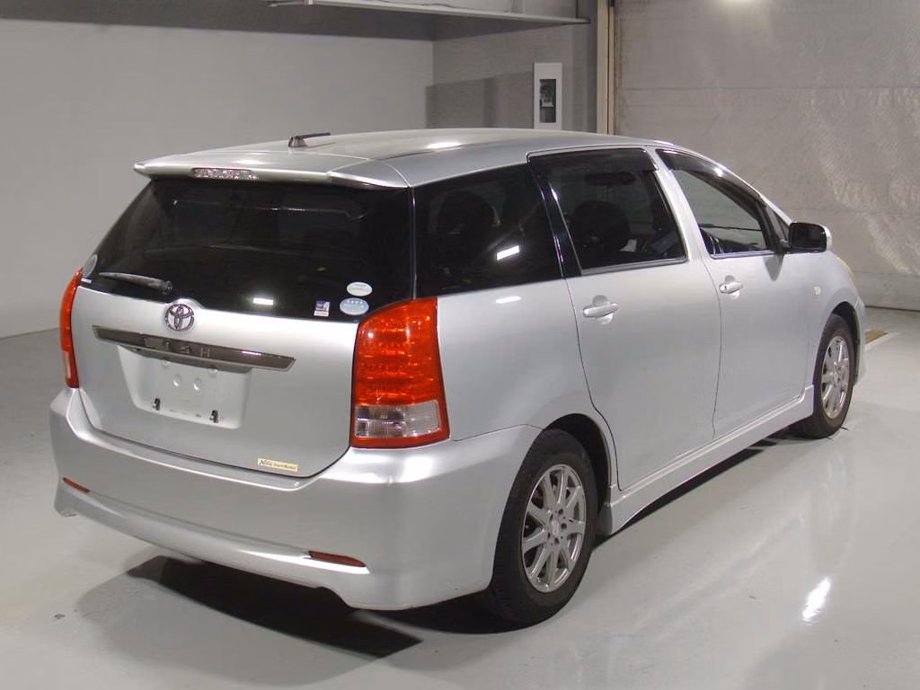 TOYOTA WISH