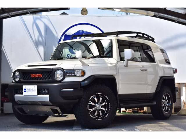TOYOTA FJ CRUISER