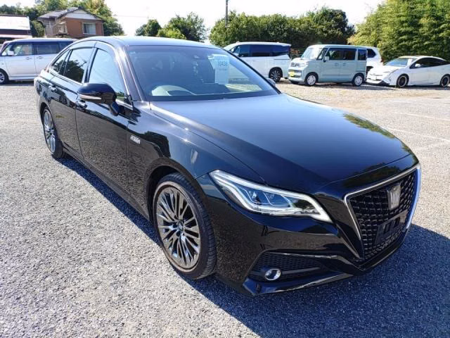 TOYOTA CROWN