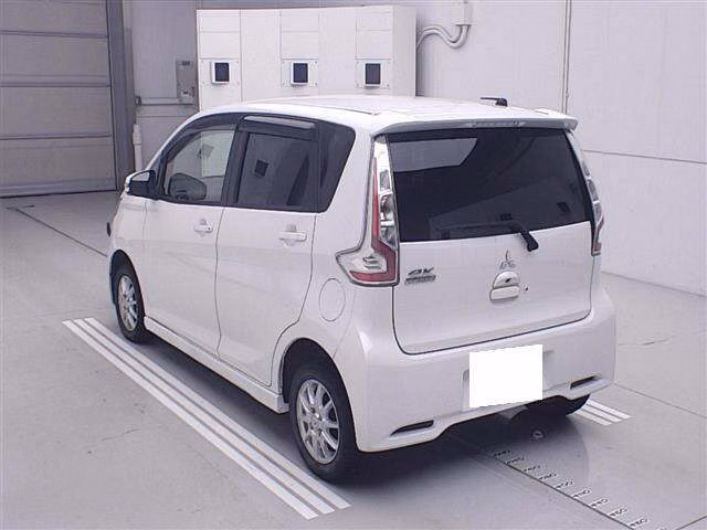MITSUBISHI EK CUSTOM