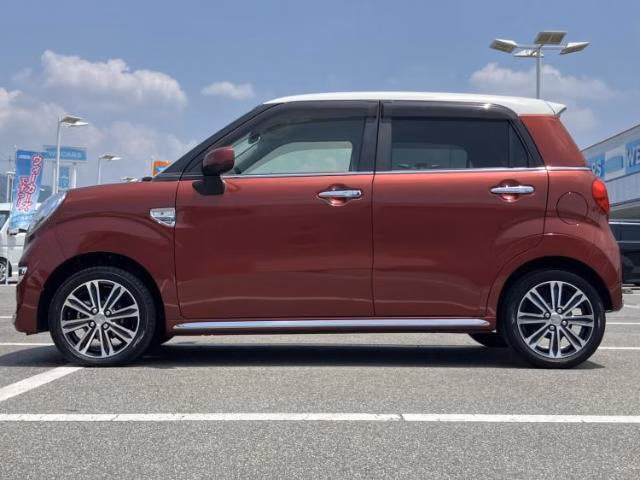 DAIHATSU CAST