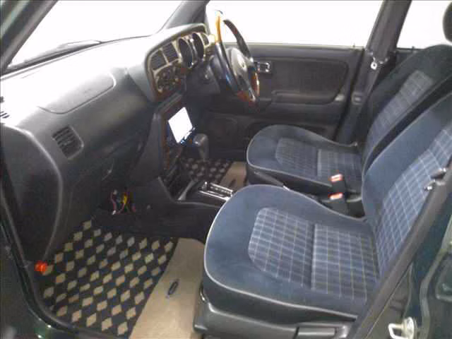 DAIHATSU MIRA GINO