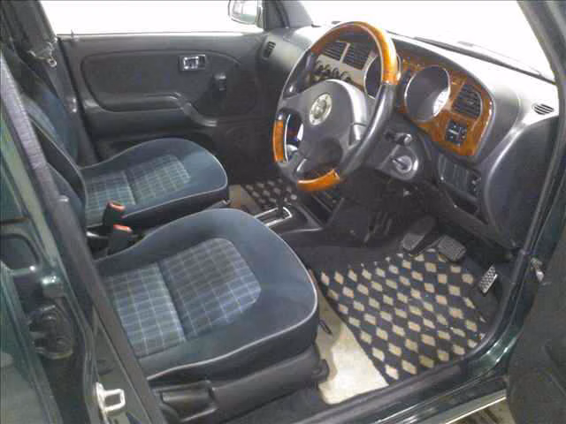 DAIHATSU MIRA GINO