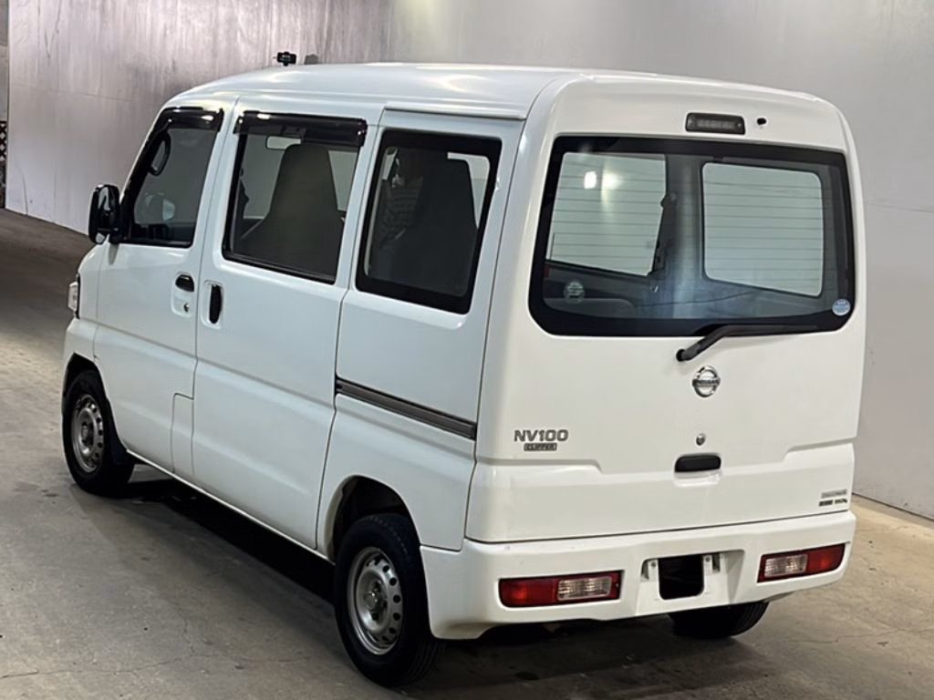 NISSAN NV100 CLIPPER