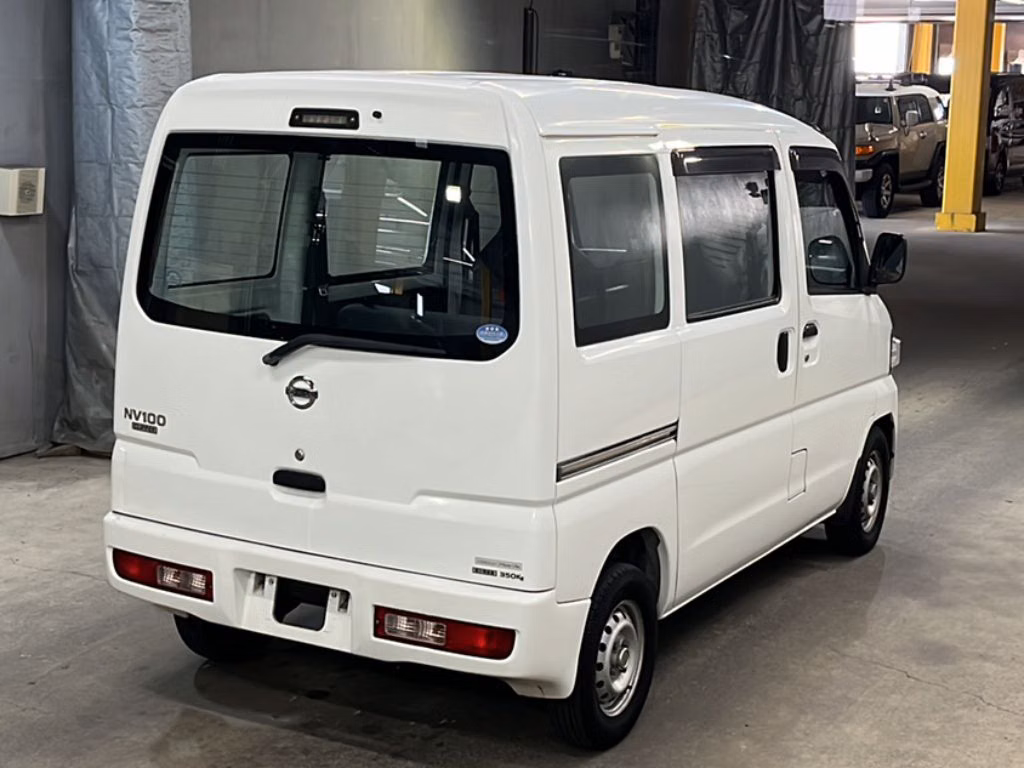 NISSAN NV100 CLIPPER