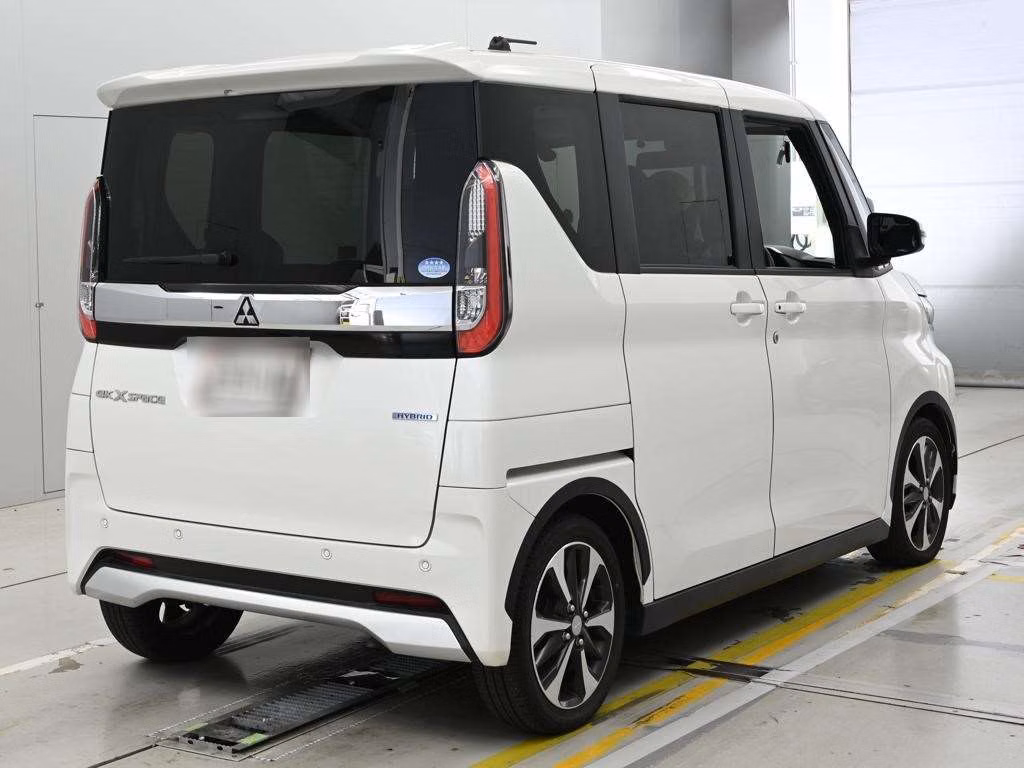 MITSUBISHI EK SPACE