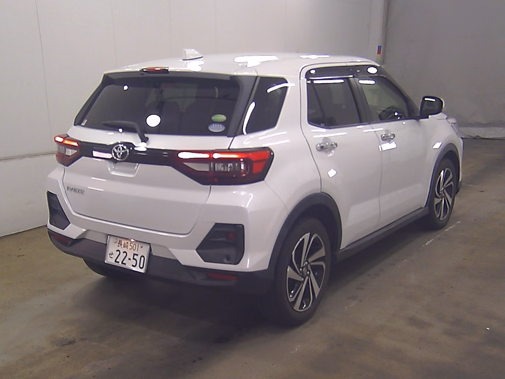 TOYOTA RAIZE