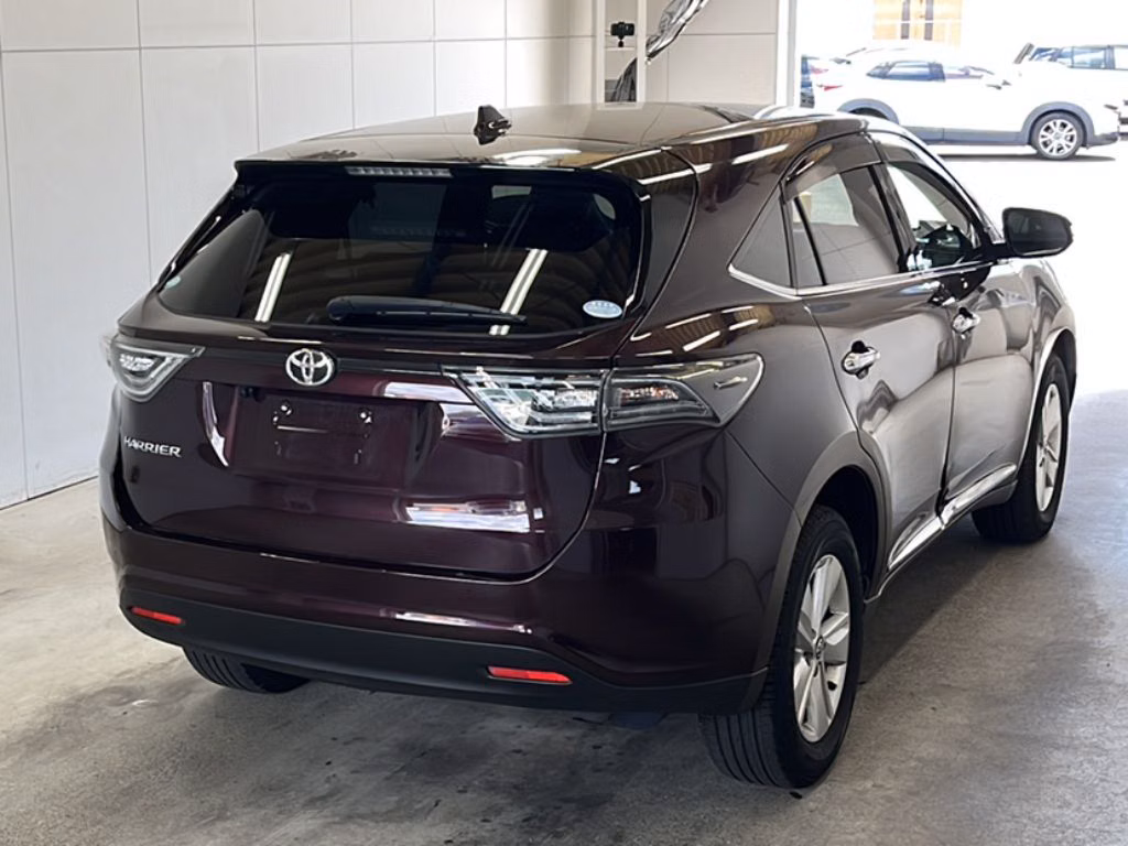 TOYOTA HARRIER