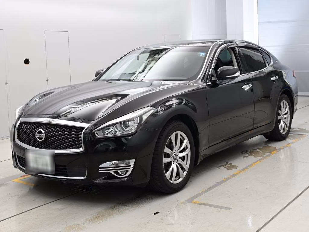 NISSAN FUGA