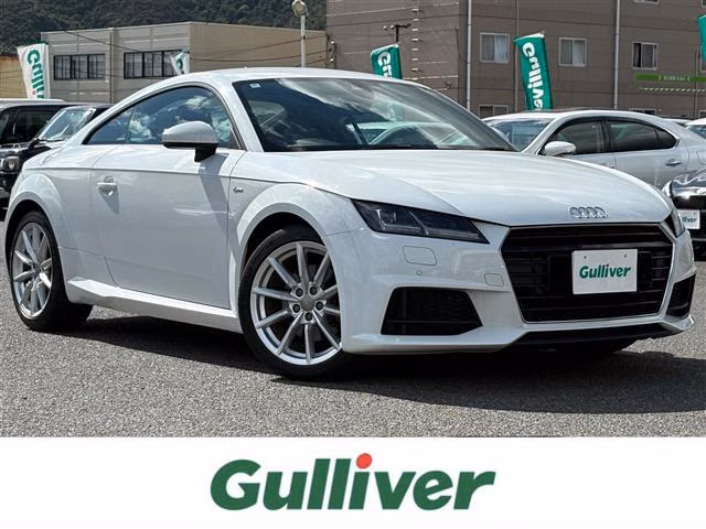 AUDI TT