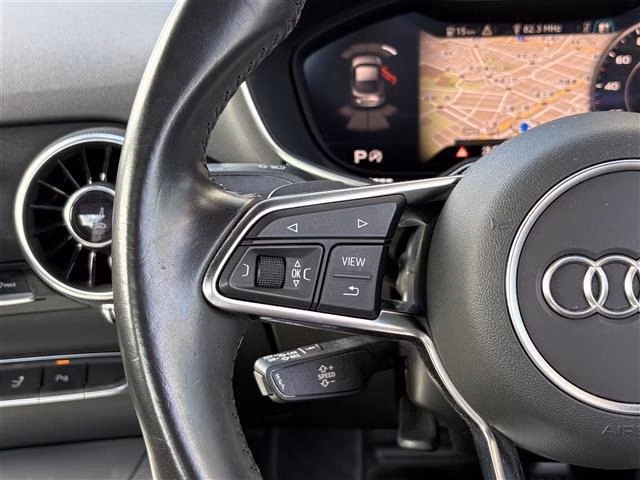 AUDI TT