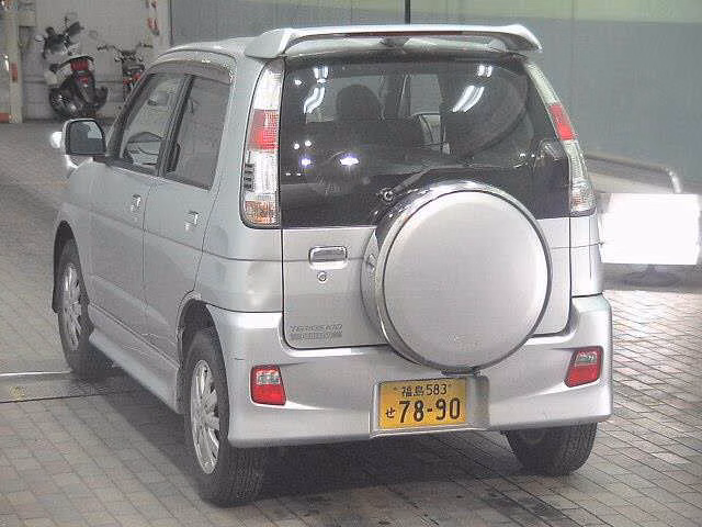 DAIHATSU TERIOS KID