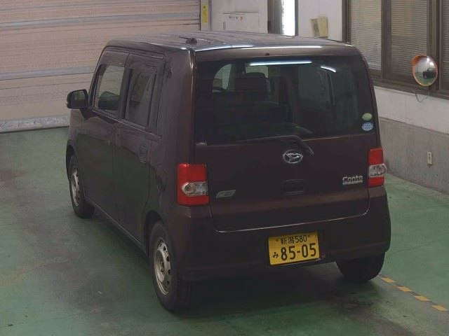 DAIHATSU MOVE CONTE