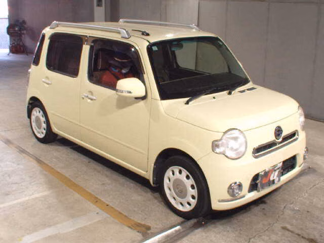 DAIHATSU MIRA COCOA