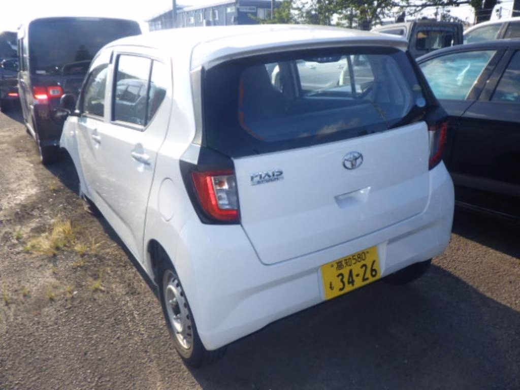 TOYOTA PIXIS EPOCH