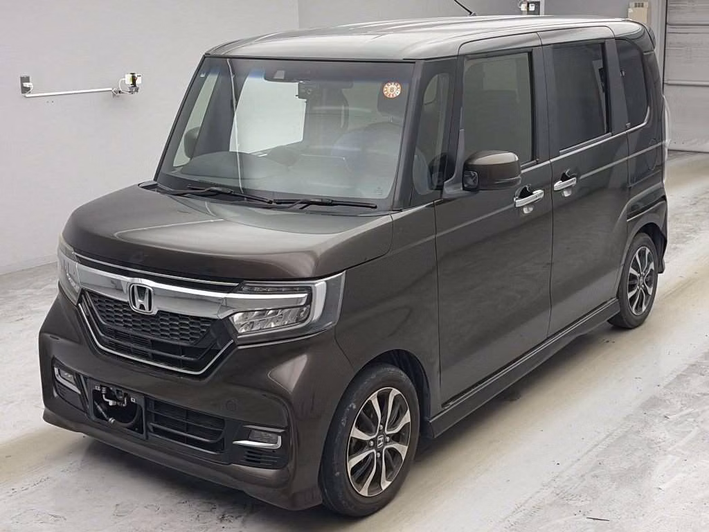 HONDA N-BOX
