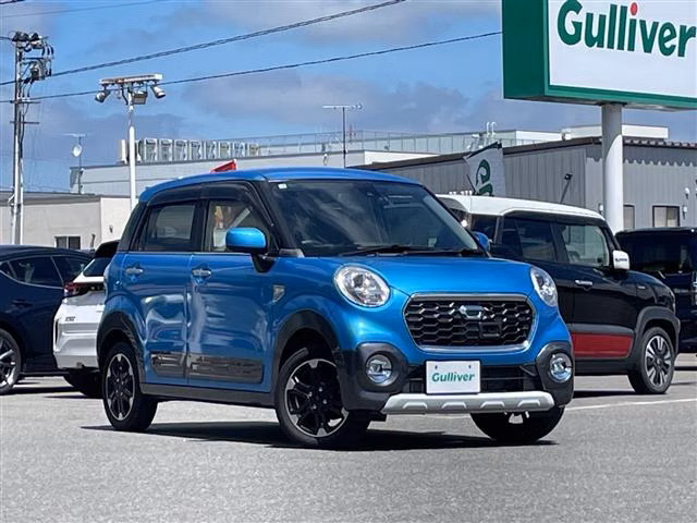 DAIHATSU CAST