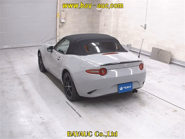 MAZDA ROADSTER