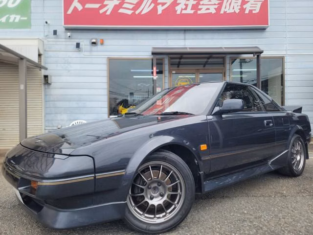 TOYOTA MR2